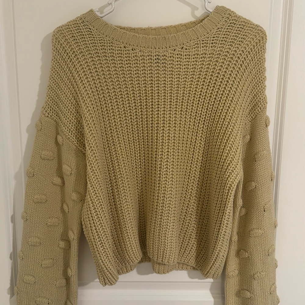 Moon & Madison Bell Sleeve Sweater